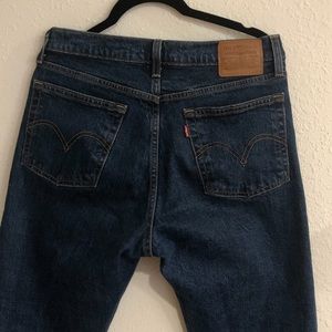 levi’s dark wash wedgie fit NWOT